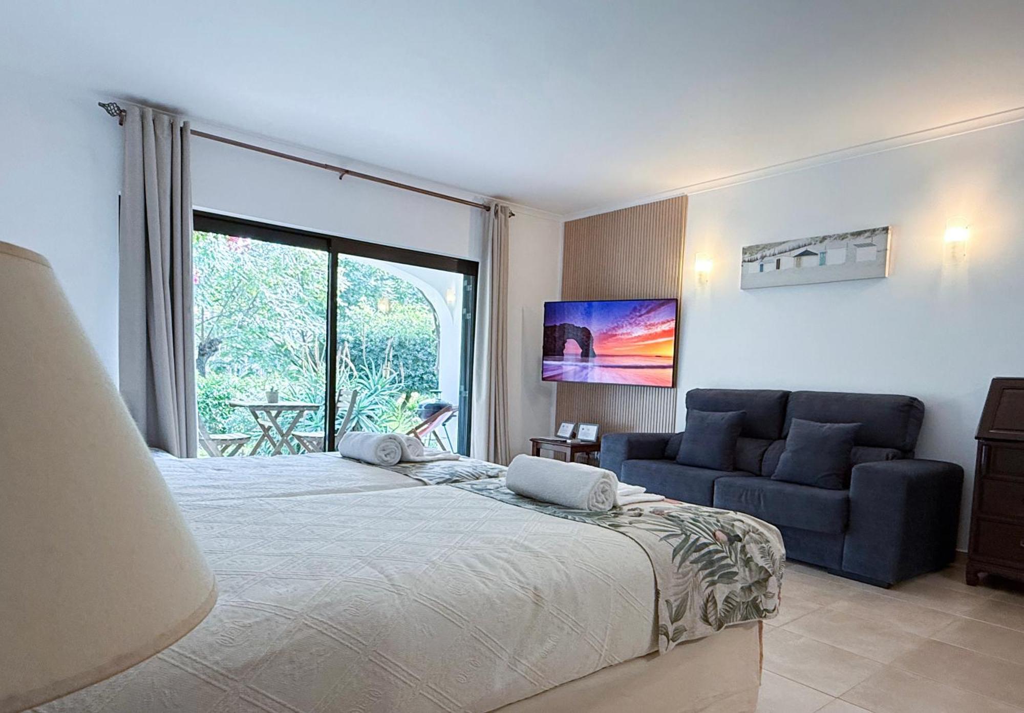 Coastal Retreat With Pool And Beach Access By Drago Rentals Albufeira Exterior photo